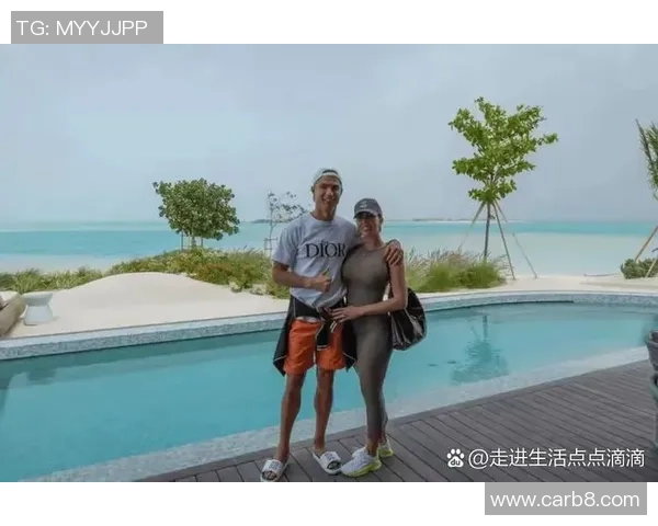 孩子与足球明星互动趣味视频引发网友热议温馨瞬间感动无数人